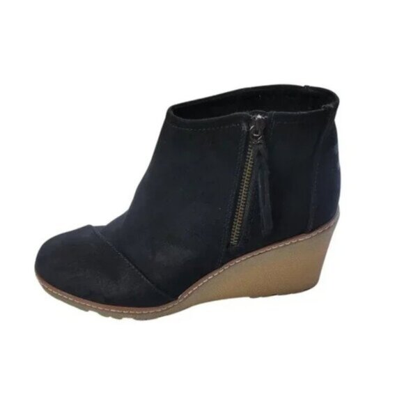 Toms Avery Black Suede Wedge Ankle Boots - Stylish Comfort Booties for Women - Picture 2 of 10